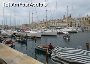 [P06] Marele Port dintre Valletta si Birgu » foto by Radu Tudoran
 - 
<span class="allrVoted glyphicon glyphicon-heart hidden" id="av819601"></span>
<a class="m-l-10 hidden" id="sv819601" onclick="voting_Foto_DelVot(,819601,21814)" role="button">șterge vot <span class="glyphicon glyphicon-remove"></span></a>
<a id="v9819601" class=" c-red"  onclick="voting_Foto_SetVot(819601)" role="button"><span class="glyphicon glyphicon-heart-empty"></span> <b>LIKE</b> = Votează poza</a> <img class="hidden"  id="f819601W9" src="/imagini/loader.gif" border="0" /><span class="AjErrMes hidden" id="e819601ErM"></span>