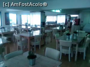 [P13] Restaurantul hotelului » foto by dorgo
 - 
<span class="allrVoted glyphicon glyphicon-heart hidden" id="av848802"></span>
<a class="m-l-10 hidden" id="sv848802" onclick="voting_Foto_DelVot(,848802,21818)" role="button">șterge vot <span class="glyphicon glyphicon-remove"></span></a>
<a id="v9848802" class=" c-red"  onclick="voting_Foto_SetVot(848802)" role="button"><span class="glyphicon glyphicon-heart-empty"></span> <b>LIKE</b> = Votează poza</a> <img class="hidden"  id="f848802W9" src="/imagini/loader.gif" border="0" /><span class="AjErrMes hidden" id="e848802ErM"></span>