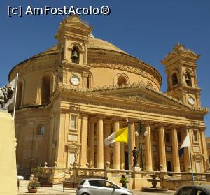 [P01] Biserica parohiala romano-catolica cunoscuta ca si Rotonda sau Domul din Mosta, dedicata Adormirii Maicii Domnului, situata in scuarul Rotunda, chiar in statia de autobuz cu acelasi nume.

Domul este considerat al treilea cel mai mare din lume, cu o cupola a carui diametru este de 37 metri. » foto by geani anto
 - 
<span class="allrVoted glyphicon glyphicon-heart hidden" id="av1261812"></span>
<a class="m-l-10 hidden" id="sv1261812" onclick="voting_Foto_DelVot(,1261812,21895)" role="button">șterge vot <span class="glyphicon glyphicon-remove"></span></a>
<a id="v91261812" class=" c-red"  onclick="voting_Foto_SetVot(1261812)" role="button"><span class="glyphicon glyphicon-heart-empty"></span> <b>LIKE</b> = Votează poza</a> <img class="hidden"  id="f1261812W9" src="/imagini/loader.gif" border="0" /><span class="AjErrMes hidden" id="e1261812ErM"></span>