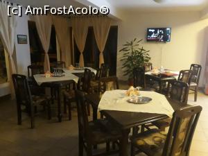 [P14] Restaurantul cu o capacitate mai mare decât spațiile de cazare.  » foto by Aurici
 - 
<span class="allrVoted glyphicon glyphicon-heart hidden" id="av1028873"></span>
<a class="m-l-10 hidden" id="sv1028873" onclick="voting_Foto_DelVot(,1028873,21896)" role="button">șterge vot <span class="glyphicon glyphicon-remove"></span></a>
<a id="v91028873" class=" c-red"  onclick="voting_Foto_SetVot(1028873)" role="button"><span class="glyphicon glyphicon-heart-empty"></span> <b>LIKE</b> = Votează poza</a> <img class="hidden"  id="f1028873W9" src="/imagini/loader.gif" border="0" /><span class="AjErrMes hidden" id="e1028873ErM"></span>