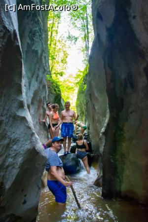 [P04] Cheile Crivadiei » foto by raducondurache
 - 
<span class="allrVoted glyphicon glyphicon-heart hidden" id="av1247207"></span>
<a class="m-l-10 hidden" id="sv1247207" onclick="voting_Foto_DelVot(,1247207,21910)" role="button">șterge vot <span class="glyphicon glyphicon-remove"></span></a>
<a id="v91247207" class=" c-red"  onclick="voting_Foto_SetVot(1247207)" role="button"><span class="glyphicon glyphicon-heart-empty"></span> <b>LIKE</b> = Votează poza</a> <img class="hidden"  id="f1247207W9" src="/imagini/loader.gif" border="0" /><span class="AjErrMes hidden" id="e1247207ErM"></span>