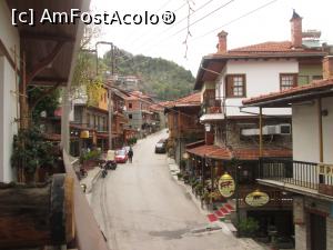 [P11] Hotel Egnatia Metsovo- Vedere de la balcon spre strada Tositsa,  » foto by Floria
 - 
<span class="allrVoted glyphicon glyphicon-heart hidden" id="av857035"></span>
<a class="m-l-10 hidden" id="sv857035" onclick="voting_Foto_DelVot(,857035,21934)" role="button">șterge vot <span class="glyphicon glyphicon-remove"></span></a>
<a id="v9857035" class=" c-red"  onclick="voting_Foto_SetVot(857035)" role="button"><span class="glyphicon glyphicon-heart-empty"></span> <b>LIKE</b> = Votează poza</a> <img class="hidden"  id="f857035W9" src="/imagini/loader.gif" border="0" /><span class="AjErrMes hidden" id="e857035ErM"></span>