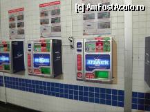 [P19] Automatele pentru Jetoane din statia de metrou din aeroport. In imaginile de deasupra lor se explica cum se folosesc.Aeroportul İSTANBUL ATATÜRK HAVALİMANI » foto by TraianS
 - 
<span class="allrVoted glyphicon glyphicon-heart hidden" id="av315896"></span>
<a class="m-l-10 hidden" id="sv315896" onclick="voting_Foto_DelVot(,315896,21951)" role="button">șterge vot <span class="glyphicon glyphicon-remove"></span></a>
<a id="v9315896" class=" c-red"  onclick="voting_Foto_SetVot(315896)" role="button"><span class="glyphicon glyphicon-heart-empty"></span> <b>LIKE</b> = Votează poza</a> <img class="hidden"  id="f315896W9" src="/imagini/loader.gif" border="0" /><span class="AjErrMes hidden" id="e315896ErM"></span>