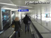 [P03] Deoarece este mult de mers, avem mai multe benzi rulante. Sa nu obosim. Aeroportul İSTANBUL ATATÜRK HAVALİMANI » foto by TraianS
 - 
<span class="allrVoted glyphicon glyphicon-heart hidden" id="av315880"></span>
<a class="m-l-10 hidden" id="sv315880" onclick="voting_Foto_DelVot(,315880,21951)" role="button">șterge vot <span class="glyphicon glyphicon-remove"></span></a>
<a id="v9315880" class=" c-red"  onclick="voting_Foto_SetVot(315880)" role="button"><span class="glyphicon glyphicon-heart-empty"></span> <b>LIKE</b> = Votează poza</a> <img class="hidden"  id="f315880W9" src="/imagini/loader.gif" border="0" /><span class="AjErrMes hidden" id="e315880ErM"></span>