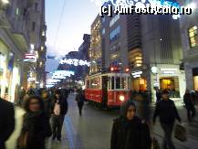 [P53] Tramvaiul Nostalgic pe Istiklal Cadesi. Merge foarte incet din cauza multimii. Eu am ajuns mai repede pe jos ..dintr-un capat in altul :)Gata cu transportul. » foto by TraianS
 - 
<span class="allrVoted glyphicon glyphicon-heart hidden" id="av315940"></span>
<a class="m-l-10 hidden" id="sv315940" onclick="voting_Foto_DelVot(,315940,21951)" role="button">șterge vot <span class="glyphicon glyphicon-remove"></span></a>
<a id="v9315940" class=" c-red"  onclick="voting_Foto_SetVot(315940)" role="button"><span class="glyphicon glyphicon-heart-empty"></span> <b>LIKE</b> = Votează poza</a> <img class="hidden"  id="f315940W9" src="/imagini/loader.gif" border="0" /><span class="AjErrMes hidden" id="e315940ErM"></span>