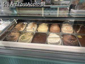 [P16] Catania- Gelateria ”Don Peppinu” » foto by Yersinia Pestis
 - 
<span class="allrVoted glyphicon glyphicon-heart hidden" id="av1516765"></span>
<a class="m-l-10 hidden" id="sv1516765" onclick="voting_Foto_DelVot(,1516765,22049)" role="button">șterge vot <span class="glyphicon glyphicon-remove"></span></a>
<a id="v91516765" class=" c-red"  onclick="voting_Foto_SetVot(1516765)" role="button"><span class="glyphicon glyphicon-heart-empty"></span> <b>LIKE</b> = Votează poza</a> <img class="hidden"  id="f1516765W9" src="/imagini/loader.gif" border="0" /><span class="AjErrMes hidden" id="e1516765ErM"></span>