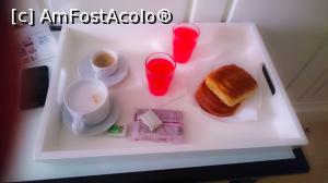 [P07] Micul dejun cu suc de pepene cafele și chestii » foto by catalinx
 - 
<span class="allrVoted glyphicon glyphicon-heart hidden" id="av864712"></span>
<a class="m-l-10 hidden" id="sv864712" onclick="voting_Foto_DelVot(,864712,22065)" role="button">șterge vot <span class="glyphicon glyphicon-remove"></span></a>
<a id="v9864712" class=" c-red"  onclick="voting_Foto_SetVot(864712)" role="button"><span class="glyphicon glyphicon-heart-empty"></span> <b>LIKE</b> = Votează poza</a> <img class="hidden"  id="f864712W9" src="/imagini/loader.gif" border="0" /><span class="AjErrMes hidden" id="e864712ErM"></span>