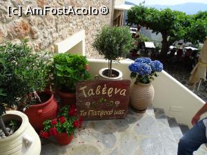 [P16] Delphi - taverna To Patriko Mas » foto by Cris
 - 
<span class="allrVoted glyphicon glyphicon-heart hidden" id="av867480"></span>
<a class="m-l-10 hidden" id="sv867480" onclick="voting_Foto_DelVot(,867480,22104)" role="button">șterge vot <span class="glyphicon glyphicon-remove"></span></a>
<a id="v9867480" class=" c-red"  onclick="voting_Foto_SetVot(867480)" role="button"><span class="glyphicon glyphicon-heart-empty"></span> <b>LIKE</b> = Votează poza</a> <img class="hidden"  id="f867480W9" src="/imagini/loader.gif" border="0" /><span class="AjErrMes hidden" id="e867480ErM"></span>