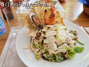 [P06] Salata cu fructe de mare la Kohili Fish Taverna! Extraordinara!  » foto by laura mihaela
 - 
<span class="allrVoted glyphicon glyphicon-heart hidden" id="av1091703"></span>
<a class="m-l-10 hidden" id="sv1091703" onclick="voting_Foto_DelVot(,1091703,22236)" role="button">șterge vot <span class="glyphicon glyphicon-remove"></span></a>
<a id="v91091703" class=" c-red"  onclick="voting_Foto_SetVot(1091703)" role="button"><span class="glyphicon glyphicon-heart-empty"></span> <b>LIKE</b> = Votează poza</a> <img class="hidden"  id="f1091703W9" src="/imagini/loader.gif" border="0" /><span class="AjErrMes hidden" id="e1091703ErM"></span>