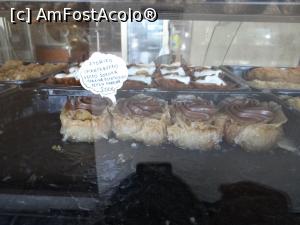 [P06] cofetăria Stamatis în Limenas » foto by baby eyes
 - 
<span class="allrVoted glyphicon glyphicon-heart hidden" id="av939997"></span>
<a class="m-l-10 hidden" id="sv939997" onclick="voting_Foto_DelVot(,939997,22302)" role="button">șterge vot <span class="glyphicon glyphicon-remove"></span></a>
<a id="v9939997" class=" c-red"  onclick="voting_Foto_SetVot(939997)" role="button"><span class="glyphicon glyphicon-heart-empty"></span> <b>LIKE</b> = Votează poza</a> <img class="hidden"  id="f939997W9" src="/imagini/loader.gif" border="0" /><span class="AjErrMes hidden" id="e939997ErM"></span>