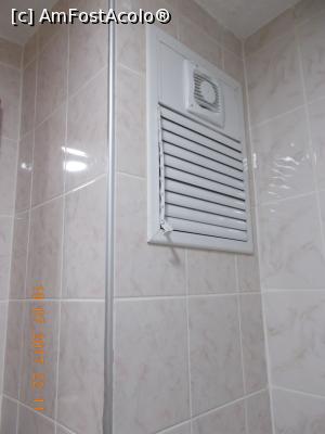 [P16] Un ventilator excelent în baie.  » foto by elviramvio
 - 
<span class="allrVoted glyphicon glyphicon-heart hidden" id="av880965"></span>
<a class="m-l-10 hidden" id="sv880965" onclick="voting_Foto_DelVot(,880965,22339)" role="button">șterge vot <span class="glyphicon glyphicon-remove"></span></a>
<a id="v9880965" class=" c-red"  onclick="voting_Foto_SetVot(880965)" role="button"><span class="glyphicon glyphicon-heart-empty"></span> <b>LIKE</b> = Votează poza</a> <img class="hidden"  id="f880965W9" src="/imagini/loader.gif" border="0" /><span class="AjErrMes hidden" id="e880965ErM"></span>