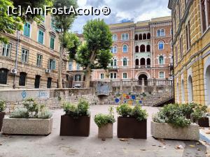 [P23] Rijeka, arhitectură imperială » foto by crismis
 - 
<span class="allrVoted glyphicon glyphicon-heart hidden" id="av1346458"></span>
<a class="m-l-10 hidden" id="sv1346458" onclick="voting_Foto_DelVot(,1346458,22352)" role="button">șterge vot <span class="glyphicon glyphicon-remove"></span></a>
<a id="v91346458" class=" c-red"  onclick="voting_Foto_SetVot(1346458)" role="button"><span class="glyphicon glyphicon-heart-empty"></span> <b>LIKE</b> = Votează poza</a> <img class="hidden"  id="f1346458W9" src="/imagini/loader.gif" border="0" /><span class="AjErrMes hidden" id="e1346458ErM"></span>