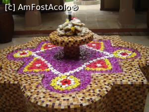 [P29] La receptie decor facut din flori » foto by nela b
 - 
<span class="allrVoted glyphicon glyphicon-heart hidden" id="av882668"></span>
<a class="m-l-10 hidden" id="sv882668" onclick="voting_Foto_DelVot(,882668,22360)" role="button">șterge vot <span class="glyphicon glyphicon-remove"></span></a>
<a id="v9882668" class=" c-red"  onclick="voting_Foto_SetVot(882668)" role="button"><span class="glyphicon glyphicon-heart-empty"></span> <b>LIKE</b> = Votează poza</a> <img class="hidden"  id="f882668W9" src="/imagini/loader.gif" border="0" /><span class="AjErrMes hidden" id="e882668ErM"></span>