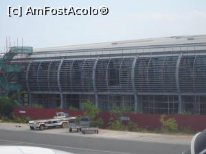 [P52] noul aeroport international (inca nu este dat in folosinta)  » foto by nela b
 - 
<span class="allrVoted glyphicon glyphicon-heart hidden" id="av882707"></span>
<a class="m-l-10 hidden" id="sv882707" onclick="voting_Foto_DelVot(,882707,22360)" role="button">șterge vot <span class="glyphicon glyphicon-remove"></span></a>
<a id="v9882707" class=" c-red"  onclick="voting_Foto_SetVot(882707)" role="button"><span class="glyphicon glyphicon-heart-empty"></span> <b>LIKE</b> = Votează poza</a> <img class="hidden"  id="f882707W9" src="/imagini/loader.gif" border="0" /><span class="AjErrMes hidden" id="e882707ErM"></span>