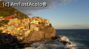 [P09] Valuri la Manarola » foto by IoanaV
 - 
<span class="allrVoted glyphicon glyphicon-heart hidden" id="av885620"></span>
<a class="m-l-10 hidden" id="sv885620" onclick="voting_Foto_DelVot(,885620,22403)" role="button">șterge vot <span class="glyphicon glyphicon-remove"></span></a>
<a id="v9885620" class=" c-red"  onclick="voting_Foto_SetVot(885620)" role="button"><span class="glyphicon glyphicon-heart-empty"></span> <b>LIKE</b> = Votează poza</a> <img class="hidden"  id="f885620W9" src="/imagini/loader.gif" border="0" /><span class="AjErrMes hidden" id="e885620ErM"></span>