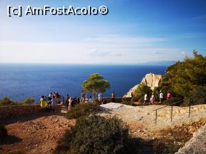 [P54] Spre balconașul de unde se vede Navagio » foto by crismis
 - 
<span class="allrVoted glyphicon glyphicon-heart hidden" id="av1269922"></span>
<a class="m-l-10 hidden" id="sv1269922" onclick="voting_Foto_DelVot(,1269922,22411)" role="button">șterge vot <span class="glyphicon glyphicon-remove"></span></a>
<a id="v91269922" class=" c-red"  onclick="voting_Foto_SetVot(1269922)" role="button"><span class="glyphicon glyphicon-heart-empty"></span> <b>LIKE</b> = Votează poza</a> <img class="hidden"  id="f1269922W9" src="/imagini/loader.gif" border="0" /><span class="AjErrMes hidden" id="e1269922ErM"></span>
