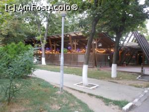 [P01] Restaurant MODERN - Oltenița. Terasa văzută din exterior. » foto by iulianic
 - 
<span class="allrVoted glyphicon glyphicon-heart hidden" id="av1250151"></span>
<a class="m-l-10 hidden" id="sv1250151" onclick="voting_Foto_DelVot(,1250151,22427)" role="button">șterge vot <span class="glyphicon glyphicon-remove"></span></a>
<a id="v91250151" class=" c-red"  onclick="voting_Foto_SetVot(1250151)" role="button"><span class="glyphicon glyphicon-heart-empty"></span> <b>LIKE</b> = Votează poza</a> <img class="hidden"  id="f1250151W9" src="/imagini/loader.gif" border="0" /><span class="AjErrMes hidden" id="e1250151ErM"></span>