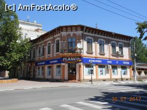 [P05] Oltenița - Hotel Victoria un edificiu datând din anul 1900.  » foto by iulianic
 - 
<span class="allrVoted glyphicon glyphicon-heart hidden" id="av884739"></span>
<a class="m-l-10 hidden" id="sv884739" onclick="voting_Foto_DelVot(,884739,22428)" role="button">șterge vot <span class="glyphicon glyphicon-remove"></span></a>
<a id="v9884739" class=" c-red"  onclick="voting_Foto_SetVot(884739)" role="button"><span class="glyphicon glyphicon-heart-empty"></span> <b>LIKE</b> = Votează poza</a> <img class="hidden"  id="f884739W9" src="/imagini/loader.gif" border="0" /><span class="AjErrMes hidden" id="e884739ErM"></span>