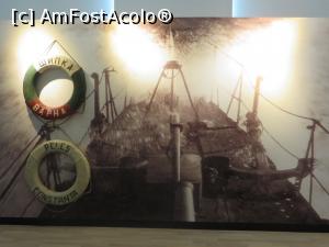 [P13] Panou: navă în furtună - Muzeul Naval din Varna.  » foto by tata123 🔱
 - 
<span class="allrVoted glyphicon glyphicon-heart hidden" id="av890010"></span>
<a class="m-l-10 hidden" id="sv890010" onclick="voting_Foto_DelVot(,890010,22501)" role="button">șterge vot <span class="glyphicon glyphicon-remove"></span></a>
<a id="v9890010" class=" c-red"  onclick="voting_Foto_SetVot(890010)" role="button"><span class="glyphicon glyphicon-heart-empty"></span> <b>LIKE</b> = Votează poza</a> <img class="hidden"  id="f890010W9" src="/imagini/loader.gif" border="0" /><span class="AjErrMes hidden" id="e890010ErM"></span>