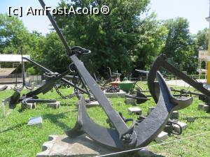 [P19] Diverse exponate în curtea exterioară - Muzeul Naval din Varna.  » foto by tata123 🔱
 - 
<span class="allrVoted glyphicon glyphicon-heart hidden" id="av890016"></span>
<a class="m-l-10 hidden" id="sv890016" onclick="voting_Foto_DelVot(,890016,22501)" role="button">șterge vot <span class="glyphicon glyphicon-remove"></span></a>
<a id="v9890016" class=" c-red"  onclick="voting_Foto_SetVot(890016)" role="button"><span class="glyphicon glyphicon-heart-empty"></span> <b>LIKE</b> = Votează poza</a> <img class="hidden"  id="f890016W9" src="/imagini/loader.gif" border="0" /><span class="AjErrMes hidden" id="e890016ErM"></span>