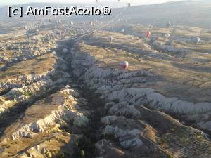 [P21] Munţi, văi şi baloane în Cappadocia » foto by irinad
 - 
<span class="allrVoted glyphicon glyphicon-heart hidden" id="av913101"></span>
<a class="m-l-10 hidden" id="sv913101" onclick="voting_Foto_DelVot(,913101,22561)" role="button">șterge vot <span class="glyphicon glyphicon-remove"></span></a>
<a id="v9913101" class=" c-red"  onclick="voting_Foto_SetVot(913101)" role="button"><span class="glyphicon glyphicon-heart-empty"></span> <b>LIKE</b> = Votează poza</a> <img class="hidden"  id="f913101W9" src="/imagini/loader.gif" border="0" /><span class="AjErrMes hidden" id="e913101ErM"></span>