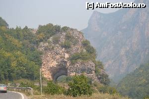 [P03] Canionul Tara din Parcul Durmitor » foto by sigcristina
 - 
<span class="allrVoted glyphicon glyphicon-heart hidden" id="av360868"></span>
<a class="m-l-10 hidden" id="sv360868" onclick="voting_Foto_DelVot(,360868,22604)" role="button">șterge vot <span class="glyphicon glyphicon-remove"></span></a>
<a id="v9360868" class=" c-red"  onclick="voting_Foto_SetVot(360868)" role="button"><span class="glyphicon glyphicon-heart-empty"></span> <b>LIKE</b> = Votează poza</a> <img class="hidden"  id="f360868W9" src="/imagini/loader.gif" border="0" /><span class="AjErrMes hidden" id="e360868ErM"></span>