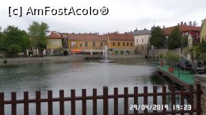 [P03] Tópart Bisztró, Tapolca. Restaurantul văzut de peste lac » foto by ungureanica
 - 
<span class="allrVoted glyphicon glyphicon-heart hidden" id="av1112965"></span>
<a class="m-l-10 hidden" id="sv1112965" onclick="voting_Foto_DelVot(,1112965,22665)" role="button">șterge vot <span class="glyphicon glyphicon-remove"></span></a>
<a id="v91112965" class=" c-red"  onclick="voting_Foto_SetVot(1112965)" role="button"><span class="glyphicon glyphicon-heart-empty"></span> <b>LIKE</b> = Votează poza</a> <img class="hidden"  id="f1112965W9" src="/imagini/loader.gif" border="0" /><span class="AjErrMes hidden" id="e1112965ErM"></span>