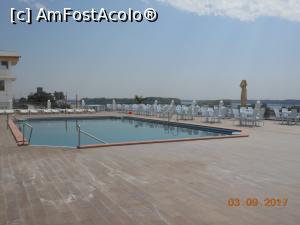 [P14] Faleza Dunării - Piscina de pe acoperiș și amenajările ei.  » foto by iulianic
 - 
<span class="allrVoted glyphicon glyphicon-heart hidden" id="av898215"></span>
<a class="m-l-10 hidden" id="sv898215" onclick="voting_Foto_DelVot(,898215,22667)" role="button">șterge vot <span class="glyphicon glyphicon-remove"></span></a>
<a id="v9898215" class=" c-red"  onclick="voting_Foto_SetVot(898215)" role="button"><span class="glyphicon glyphicon-heart-empty"></span> <b>LIKE</b> = Votează poza</a> <img class="hidden"  id="f898215W9" src="/imagini/loader.gif" border="0" /><span class="AjErrMes hidden" id="e898215ErM"></span>