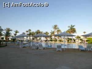 [P26] 26. Piscina dinspre plajă, mai puțin aglomerată la orele după amiezii. » foto by doinafil
 - 
<span class="allrVoted glyphicon glyphicon-heart hidden" id="av1231577"></span>
<a class="m-l-10 hidden" id="sv1231577" onclick="voting_Foto_DelVot(,1231577,22688)" role="button">șterge vot <span class="glyphicon glyphicon-remove"></span></a>
<a id="v91231577" class=" c-red"  onclick="voting_Foto_SetVot(1231577)" role="button"><span class="glyphicon glyphicon-heart-empty"></span> <b>LIKE</b> = Votează poza</a> <img class="hidden"  id="f1231577W9" src="/imagini/loader.gif" border="0" /><span class="AjErrMes hidden" id="e1231577ErM"></span>