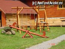 [P06] Cabana cu spatiu de joaca pentru copii, totul ecologic » foto by sunflower
 - 
<span class="allrVoted glyphicon glyphicon-heart hidden" id="av298807"></span>
<a class="m-l-10 hidden" id="sv298807" onclick="voting_Foto_DelVot(,298807,22695)" role="button">șterge vot <span class="glyphicon glyphicon-remove"></span></a>
<a id="v9298807" class=" c-red"  onclick="voting_Foto_SetVot(298807)" role="button"><span class="glyphicon glyphicon-heart-empty"></span> <b>LIKE</b> = Votează poza</a> <img class="hidden"  id="f298807W9" src="/imagini/loader.gif" border="0" /><span class="AjErrMes hidden" id="e298807ErM"></span>