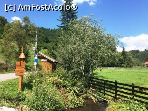 [P22] Indicatoarele spre diferite obiective. Vizeses indică cascada » foto by AZE
 - 
<span class="allrVoted glyphicon glyphicon-heart hidden" id="av1108573"></span>
<a class="m-l-10 hidden" id="sv1108573" onclick="voting_Foto_DelVot(,1108573,22695)" role="button">șterge vot <span class="glyphicon glyphicon-remove"></span></a>
<a id="v91108573" class=" c-red"  onclick="voting_Foto_SetVot(1108573)" role="button"><span class="glyphicon glyphicon-heart-empty"></span> <b>LIKE</b> = Votează poza</a> <img class="hidden"  id="f1108573W9" src="/imagini/loader.gif" border="0" /><span class="AjErrMes hidden" id="e1108573ErM"></span>