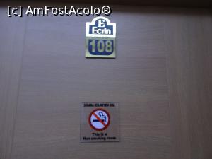 [P11] Ecrin Hotel Altintaş - camera noastră » foto by nicole33
 - 
<span class="allrVoted glyphicon glyphicon-heart hidden" id="av908232"></span>
<a class="m-l-10 hidden" id="sv908232" onclick="voting_Foto_DelVot(,908232,22824)" role="button">șterge vot <span class="glyphicon glyphicon-remove"></span></a>
<a id="v9908232" class=" c-red"  onclick="voting_Foto_SetVot(908232)" role="button"><span class="glyphicon glyphicon-heart-empty"></span> <b>LIKE</b> = Votează poza</a> <img class="hidden"  id="f908232W9" src="/imagini/loader.gif" border="0" /><span class="AjErrMes hidden" id="e908232ErM"></span>