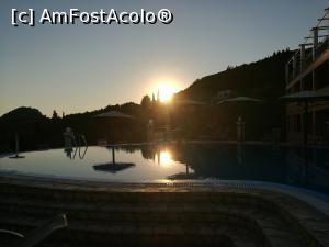 [P33] Apus de soare la piscina de la Bella Vista » foto by crismis
 - 
<span class="allrVoted glyphicon glyphicon-heart hidden" id="av909335"></span>
<a class="m-l-10 hidden" id="sv909335" onclick="voting_Foto_DelVot(,909335,22830)" role="button">șterge vot <span class="glyphicon glyphicon-remove"></span></a>
<a id="v9909335" class=" c-red"  onclick="voting_Foto_SetVot(909335)" role="button"><span class="glyphicon glyphicon-heart-empty"></span> <b>LIKE</b> = Votează poza</a> <img class="hidden"  id="f909335W9" src="/imagini/loader.gif" border="0" /><span class="AjErrMes hidden" id="e909335ErM"></span>