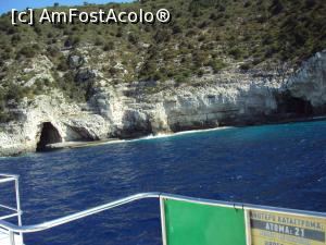 [P26] Paxos - peșterile.  » foto by Carmen Ion
 - 
<span class="allrVoted glyphicon glyphicon-heart hidden" id="av912496"></span>
<a class="m-l-10 hidden" id="sv912496" onclick="voting_Foto_DelVot(,912496,22880)" role="button">șterge vot <span class="glyphicon glyphicon-remove"></span></a>
<a id="v9912496" class=" c-red"  onclick="voting_Foto_SetVot(912496)" role="button"><span class="glyphicon glyphicon-heart-empty"></span> <b>LIKE</b> = Votează poza</a> <img class="hidden"  id="f912496W9" src="/imagini/loader.gif" border="0" /><span class="AjErrMes hidden" id="e912496ErM"></span>