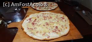 [P17] Tarte flambée „Munster” în plan apropiat » foto by irinad
 - 
<span class="allrVoted glyphicon glyphicon-heart hidden" id="av1417943"></span>
<a class="m-l-10 hidden" id="sv1417943" onclick="voting_Foto_DelVot(,1417943,22883)" role="button">șterge vot <span class="glyphicon glyphicon-remove"></span></a>
<a id="v91417943" class=" c-red"  onclick="voting_Foto_SetVot(1417943)" role="button"><span class="glyphicon glyphicon-heart-empty"></span> <b>LIKE</b> = Votează poza</a> <img class="hidden"  id="f1417943W9" src="/imagini/loader.gif" border="0" /><span class="AjErrMes hidden" id="e1417943ErM"></span>