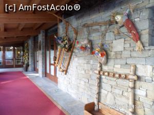 [P23] Potecuță roșie ce te conduce la una dintre intrările în hotel » foto by Alina53
 - 
<span class="allrVoted glyphicon glyphicon-heart hidden" id="av914304"></span>
<a class="m-l-10 hidden" id="sv914304" onclick="voting_Foto_DelVot(,914304,22914)" role="button">șterge vot <span class="glyphicon glyphicon-remove"></span></a>
<a id="v9914304" class=" c-red"  onclick="voting_Foto_SetVot(914304)" role="button"><span class="glyphicon glyphicon-heart-empty"></span> <b>LIKE</b> = Votează poza</a> <img class="hidden"  id="f914304W9" src="/imagini/loader.gif" border="0" /><span class="AjErrMes hidden" id="e914304ErM"></span>