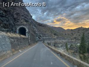 [P16] Drum în Anzi, un tunel vechi » foto by AZE
 - 
<span class="allrVoted glyphicon glyphicon-heart hidden" id="av1522355"></span>
<a class="m-l-10 hidden" id="sv1522355" onclick="voting_Foto_DelVot(,1522355,22921)" role="button">șterge vot <span class="glyphicon glyphicon-remove"></span></a>
<a id="v91522355" class=" c-red"  onclick="voting_Foto_SetVot(1522355)" role="button"><span class="glyphicon glyphicon-heart-empty"></span> <b>LIKE</b> = Votează poza</a> <img class="hidden"  id="f1522355W9" src="/imagini/loader.gif" border="0" /><span class="AjErrMes hidden" id="e1522355ErM"></span>