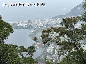 [P04] Rio, vedere dinspre Corcovado » foto by AZE
 - 
<span class="allrVoted glyphicon glyphicon-heart hidden" id="av1522343"></span>
<a class="m-l-10 hidden" id="sv1522343" onclick="voting_Foto_DelVot(,1522343,22921)" role="button">șterge vot <span class="glyphicon glyphicon-remove"></span></a>
<a id="v91522343" class=" c-red"  onclick="voting_Foto_SetVot(1522343)" role="button"><span class="glyphicon glyphicon-heart-empty"></span> <b>LIKE</b> = Votează poza</a> <img class="hidden"  id="f1522343W9" src="/imagini/loader.gif" border="0" /><span class="AjErrMes hidden" id="e1522343ErM"></span>