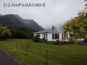 [P04] Casa unuia din Fox Glacier » foto by Marius 72
 - 
<span class="allrVoted glyphicon glyphicon-heart hidden" id="av1475435"></span>
<a class="m-l-10 hidden" id="sv1475435" onclick="voting_Foto_DelVot(,1475435,22922)" role="button">șterge vot <span class="glyphicon glyphicon-remove"></span></a>
<a id="v91475435" class=" c-red"  onclick="voting_Foto_SetVot(1475435)" role="button"><span class="glyphicon glyphicon-heart-empty"></span> <b>LIKE</b> = Votează poza</a> <img class="hidden"  id="f1475435W9" src="/imagini/loader.gif" border="0" /><span class="AjErrMes hidden" id="e1475435ErM"></span>
