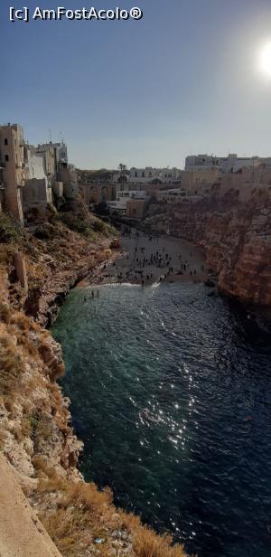 [P02] Plaja din Polignano » foto by Ode19
 - 
<span class="allrVoted glyphicon glyphicon-heart hidden" id="av1120474"></span>
<a class="m-l-10 hidden" id="sv1120474" onclick="voting_Foto_DelVot(,1120474,22941)" role="button">șterge vot <span class="glyphicon glyphicon-remove"></span></a>
<a id="v91120474" class=" c-red"  onclick="voting_Foto_SetVot(1120474)" role="button"><span class="glyphicon glyphicon-heart-empty"></span> <b>LIKE</b> = Votează poza</a> <img class="hidden"  id="f1120474W9" src="/imagini/loader.gif" border="0" /><span class="AjErrMes hidden" id="e1120474ErM"></span>