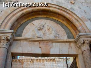 [P04] Ierusalim: intrarea în biserica armenească de pe Via Dolorosa, ce marchează stația IV din Drumul Crucii (întâlnirea Domnului Isus Hristos cu maica Sa îndurerată)  » foto by mariana.olaru
 - 
<span class="allrVoted glyphicon glyphicon-heart hidden" id="av906691"></span>
<a class="m-l-10 hidden" id="sv906691" onclick="voting_Foto_DelVot(,906691,22955)" role="button">șterge vot <span class="glyphicon glyphicon-remove"></span></a>
<a id="v9906691" class=" c-red"  onclick="voting_Foto_SetVot(906691)" role="button"><span class="glyphicon glyphicon-heart-empty"></span> <b>LIKE</b> = Votează poza</a> <img class="hidden"  id="f906691W9" src="/imagini/loader.gif" border="0" /><span class="AjErrMes hidden" id="e906691ErM"></span>