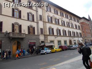 [P03] Clădirea deschisă la culoare este hotel Erina, Florența.  » foto by mihaelavoicu
 - 
<span class="allrVoted glyphicon glyphicon-heart hidden" id="av920122"></span>
<a class="m-l-10 hidden" id="sv920122" onclick="voting_Foto_DelVot(,920122,23014)" role="button">șterge vot <span class="glyphicon glyphicon-remove"></span></a>
<a id="v9920122" class=" c-red"  onclick="voting_Foto_SetVot(920122)" role="button"><span class="glyphicon glyphicon-heart-empty"></span> <b>LIKE</b> = Votează poza</a> <img class="hidden"  id="f920122W9" src="/imagini/loader.gif" border="0" /><span class="AjErrMes hidden" id="e920122ErM"></span>