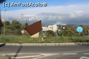 [P01] Mallorca, Inca, sens giratoriu cu imensa sacoșă tradițională din frunze de palmier, reclamă pentru cumpărături.... » foto by mprofeanu
 - 
<span class="allrVoted glyphicon glyphicon-heart hidden" id="av1301693"></span>
<a class="m-l-10 hidden" id="sv1301693" onclick="voting_Foto_DelVot(,1301693,23018)" role="button">șterge vot <span class="glyphicon glyphicon-remove"></span></a>
<a id="v91301693" class=" c-red"  onclick="voting_Foto_SetVot(1301693)" role="button"><span class="glyphicon glyphicon-heart-empty"></span> <b>LIKE</b> = Votează poza</a> <img class="hidden"  id="f1301693W9" src="/imagini/loader.gif" border="0" /><span class="AjErrMes hidden" id="e1301693ErM"></span>