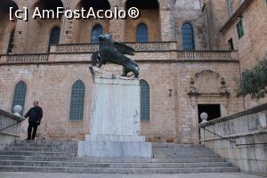 [P30] Mallorca, Sineu, l'Església Santa Maria de Sineu, intrarea în dreapta și Lleó de Sant Marc » foto by mprofeanu
 - 
<span class="allrVoted glyphicon glyphicon-heart hidden" id="av1318785"></span>
<a class="m-l-10 hidden" id="sv1318785" onclick="voting_Foto_DelVot(,1318785,23018)" role="button">șterge vot <span class="glyphicon glyphicon-remove"></span></a>
<a id="v91318785" class=" c-red"  onclick="voting_Foto_SetVot(1318785)" role="button"><span class="glyphicon glyphicon-heart-empty"></span> <b>LIKE</b> = Votează poza</a> <img class="hidden"  id="f1318785W9" src="/imagini/loader.gif" border="0" /><span class="AjErrMes hidden" id="e1318785ErM"></span>