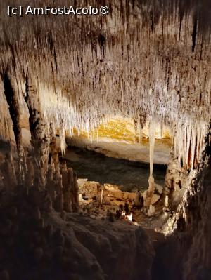 [P13] milioane de stalactite » foto by ioana74
 - 
<span class="allrVoted glyphicon glyphicon-heart hidden" id="av1410740"></span>
<a class="m-l-10 hidden" id="sv1410740" onclick="voting_Foto_DelVot(,1410740,23018)" role="button">șterge vot <span class="glyphicon glyphicon-remove"></span></a>
<a id="v91410740" class=" c-red"  onclick="voting_Foto_SetVot(1410740)" role="button"><span class="glyphicon glyphicon-heart-empty"></span> <b>LIKE</b> = Votează poza</a> <img class="hidden"  id="f1410740W9" src="/imagini/loader.gif" border="0" /><span class="AjErrMes hidden" id="e1410740ErM"></span>