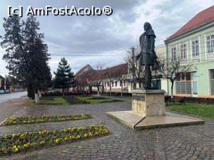 [P11] Statuia lui Nicolae Bălcescu » foto by AZE
 - 
<span class="allrVoted glyphicon glyphicon-heart hidden" id="av1352959"></span>
<a class="m-l-10 hidden" id="sv1352959" onclick="voting_Foto_DelVot(,1352959,23038)" role="button">șterge vot <span class="glyphicon glyphicon-remove"></span></a>
<a id="v91352959" class=" c-red"  onclick="voting_Foto_SetVot(1352959)" role="button"><span class="glyphicon glyphicon-heart-empty"></span> <b>LIKE</b> = Votează poza</a> <img class="hidden"  id="f1352959W9" src="/imagini/loader.gif" border="0" /><span class="AjErrMes hidden" id="e1352959ErM"></span>