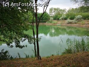 [P20] Lacul de lângă ferma de păstrăvi și sturioni » foto by crismis
 - 
<span class="allrVoted glyphicon glyphicon-heart hidden" id="av1173319"></span>
<a class="m-l-10 hidden" id="sv1173319" onclick="voting_Foto_DelVot(,1173319,23090)" role="button">șterge vot <span class="glyphicon glyphicon-remove"></span></a>
<a id="v91173319" class=" c-red"  onclick="voting_Foto_SetVot(1173319)" role="button"><span class="glyphicon glyphicon-heart-empty"></span> <b>LIKE</b> = Votează poza</a> <img class="hidden"  id="f1173319W9" src="/imagini/loader.gif" border="0" /><span class="AjErrMes hidden" id="e1173319ErM"></span>