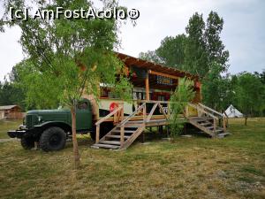 [P26] Barul-camion (nefuncțional când am fost noi) din zona de glamping » foto by crismis
 - 
<span class="allrVoted glyphicon glyphicon-heart hidden" id="av1173325"></span>
<a class="m-l-10 hidden" id="sv1173325" onclick="voting_Foto_DelVot(,1173325,23090)" role="button">șterge vot <span class="glyphicon glyphicon-remove"></span></a>
<a id="v91173325" class=" c-red"  onclick="voting_Foto_SetVot(1173325)" role="button"><span class="glyphicon glyphicon-heart-empty"></span> <b>LIKE</b> = Votează poza</a> <img class="hidden"  id="f1173325W9" src="/imagini/loader.gif" border="0" /><span class="AjErrMes hidden" id="e1173325ErM"></span>