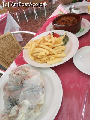 [P42] Restaurantul Sun Valley, Muntele Olimp - kleftiko, un munte de cartofi și tocănița cu vită » foto by crismis
 - 
<span class="allrVoted glyphicon glyphicon-heart hidden" id="av1001700"></span>
<a class="m-l-10 hidden" id="sv1001700" onclick="voting_Foto_DelVot(,1001700,23096)" role="button">șterge vot <span class="glyphicon glyphicon-remove"></span></a>
<a id="v91001700" class=" c-red"  onclick="voting_Foto_SetVot(1001700)" role="button"><span class="glyphicon glyphicon-heart-empty"></span> <b>LIKE</b> = Votează poza</a> <img class="hidden"  id="f1001700W9" src="/imagini/loader.gif" border="0" /><span class="AjErrMes hidden" id="e1001700ErM"></span>
