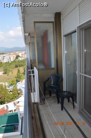 [P25] Balconul cu masuta si scaun » foto by fregata
 - 
<span class="allrVoted glyphicon glyphicon-heart hidden" id="av1252189"></span>
<a class="m-l-10 hidden" id="sv1252189" onclick="voting_Foto_DelVot(,1252189,23114)" role="button">șterge vot <span class="glyphicon glyphicon-remove"></span></a>
<a id="v91252189" class=" c-red"  onclick="voting_Foto_SetVot(1252189)" role="button"><span class="glyphicon glyphicon-heart-empty"></span> <b>LIKE</b> = Votează poza</a> <img class="hidden"  id="f1252189W9" src="/imagini/loader.gif" border="0" /><span class="AjErrMes hidden" id="e1252189ErM"></span>